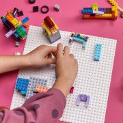 Obrázek Bílá podložka na stavění