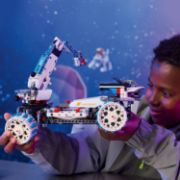 Obrázek Lunární rover Lunar Outpost™