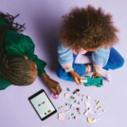 Obrázek Zmrzlinářské auto v městečku Heartlake