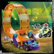 Obrázek Šimpanzí kaskadérská smyčka