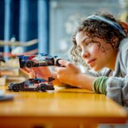 Obrázek Závodní auta BMW M4 GT3 a BMW M Hybrid V8