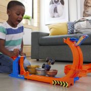 Obrázek Hot Wheels monster trucks dráha se smyčkou a Bigfootem 