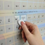 Obrázek Stírací plakát - 100 aktivit pro novomanžele