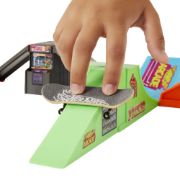 Obrázek Hot Wheels skates skates fingerboard skatepark herní set asst 