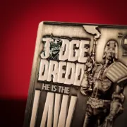 Sběratelský ingot Soudce Dredd - He is the Law