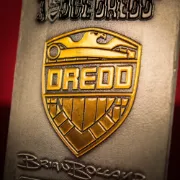 Sběratelský ingot Soudce Dredd - He is the Law